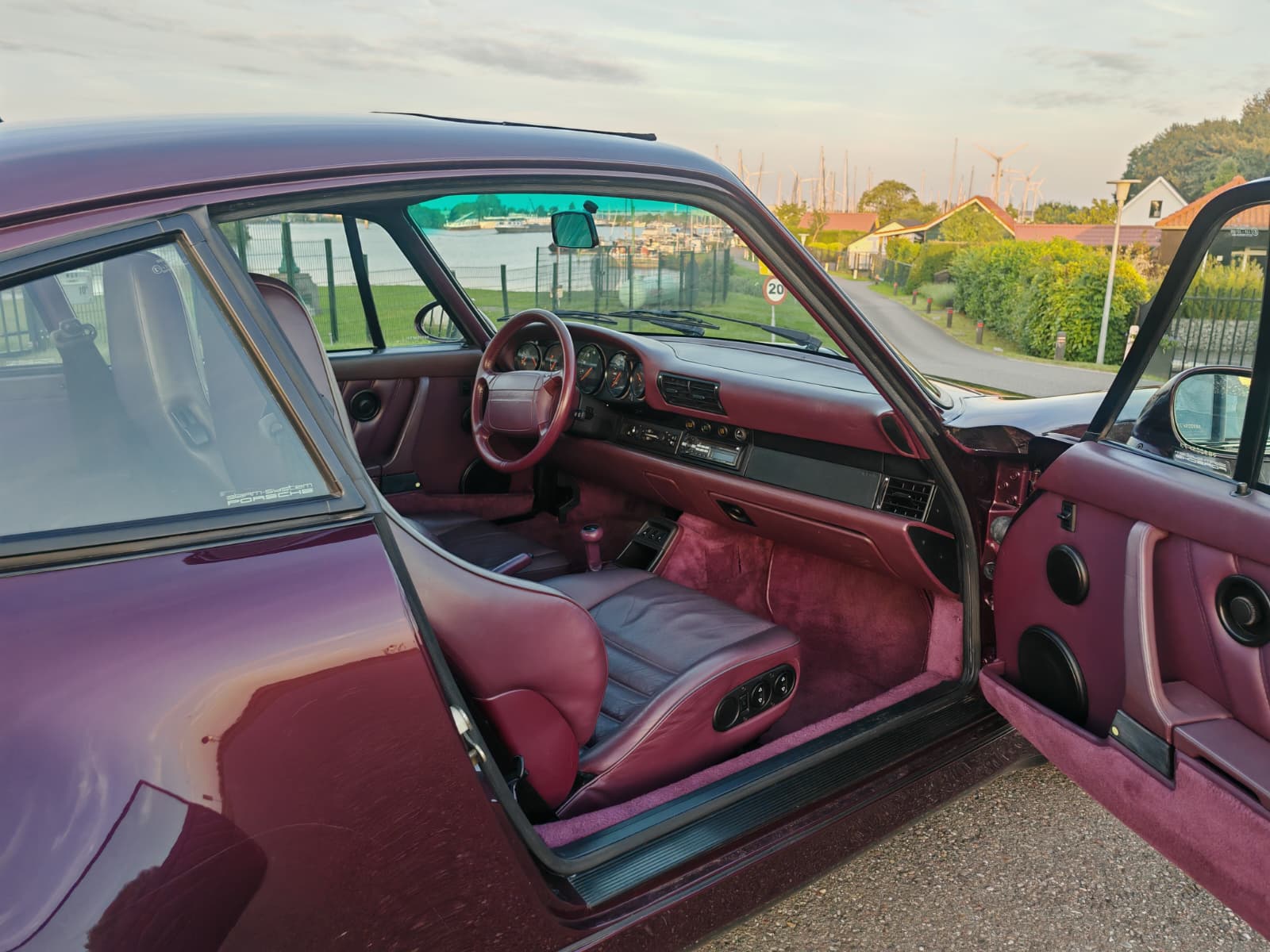 Porsche 964 Turbo Purple  Amethyst
